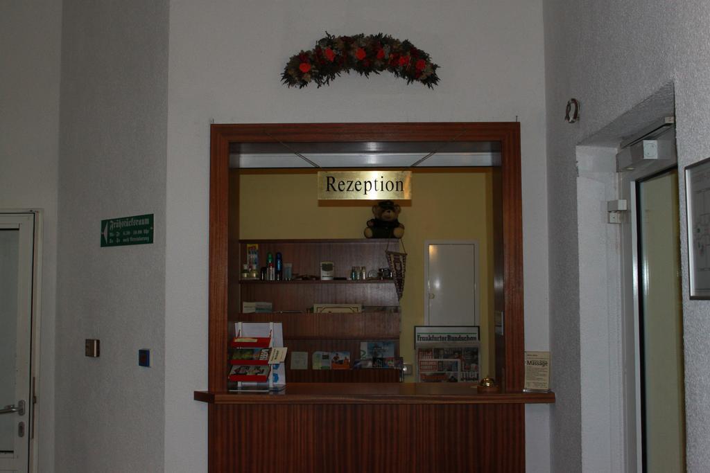 Gasthaus & Hotel Gruenhof فرانكفورت أودر المظهر الخارجي الصورة